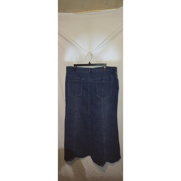 Long Blue Denim Maxi Skirt with Embroidered Floral Hem & Buckle Size 38 - Picture 2 of 6